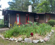 United States Michigan Lake Ann vacation rental compare prices direct by owner 33595144