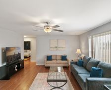 United States Illinois Libertyville vacation rental compare prices direct by owner 33556634