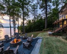 United States Georgia Macon vacation rental compare prices direct by owner 33556720