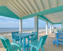 United States Texas Bolivar Peninsula vacation rental compare prices direct by owner 35704596