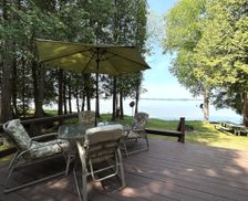 United States Michigan Moran vacation rental compare prices direct by owner 2329322