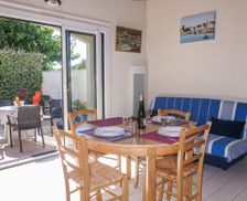 France Pays de la Loire Les Sables-d'Olonne vacation rental compare prices direct by owner 5212861