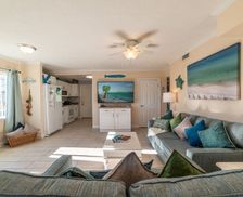United States Florida Panama City Beach vacation rental compare prices direct by owner 11443307