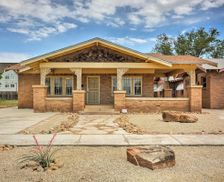 United States Texas Lubbock vacation rental compare prices direct by owner 195884