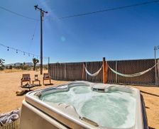 United States California Yucca Valley vacation rental compare prices direct by owner 24919032