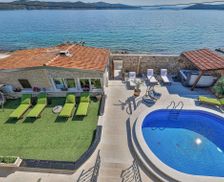 Croatia Split-Dalmatia Drvenik Mali vacation rental compare prices direct by owner 19645543