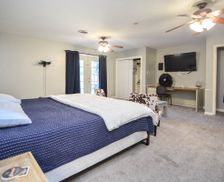 United States Texas Lubbock vacation rental compare prices direct by owner 226727