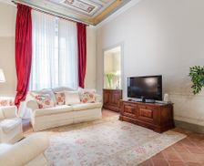 Italy Province of Lucca Lucca vacation rental compare prices direct by owner 25046579