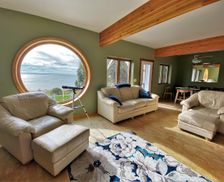 United States Michigan Saint Ignace vacation rental compare prices direct by owner 11442662