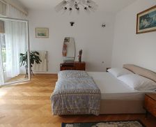 Croatia Primorje-Gorski Kotar Novi Vinodolski vacation rental compare prices direct by owner 4114725