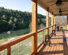 United States Texas New Braunfels vacation rental compare prices direct by owner 338642