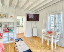 United States New York Ocean Bay Park vacation rental compare prices direct by owner 19466078