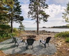 United States Maine Prospect Harbor vacation rental compare prices direct by owner 2829381
