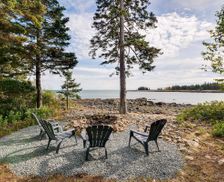 United States Maine Prospect Harbor vacation rental compare prices direct by owner 19539995