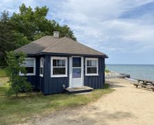 United States Michigan Oscoda vacation rental compare prices direct by owner 518652