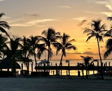 United States Florida Key Largo vacation rental compare prices direct by owner 252630