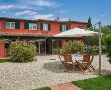 Italy Lucca Capannori vacation rental compare prices direct by owner 4326384