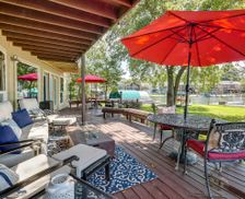 United States Texas Montgomery vacation rental compare prices direct by owner 29834392
