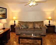 United States New York Oneonta vacation rental compare prices direct by owner 11447097