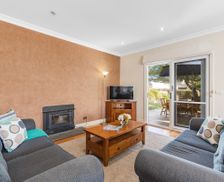 Australia Victoria Cowes vacation rental compare prices direct by owner 6262949