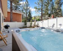 United States California Big Bear Lake vacation rental compare prices direct by owner 133695