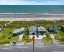United States Texas Galveston vacation rental compare prices direct by owner 2383071