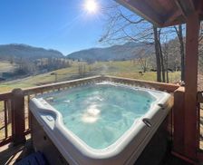 United States North Carolina Waynesville vacation rental compare prices direct by owner 1819095