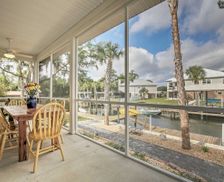 United States Florida Crystal River vacation rental compare prices direct by owner 19595064