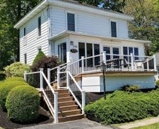 United States New York Sodus Point vacation rental compare prices direct by owner 240612