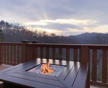 United States North Carolina Marble vacation rental compare prices direct by owner 23867302