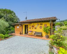 Italy Toscana Pescia vacation rental compare prices direct by owner 4514334