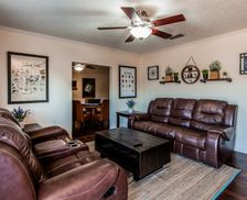 United States Texas Lubbock vacation rental compare prices direct by owner 1982736