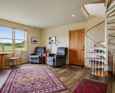 United States California Mendocino vacation rental compare prices direct by owner 2687551