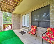 United States Texas Helotes vacation rental compare prices direct by owner 2275365