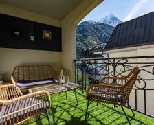 France Auvergne-Rhône-Alpes Chamonix vacation rental compare prices direct by owner 4922466