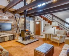 United States California Soda Springs vacation rental compare prices direct by owner 15362453