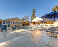 United States California Sebastopol vacation rental compare prices direct by owner 11416373