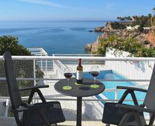 Spain Andalucía Nerja vacation rental compare prices direct by owner 11483945