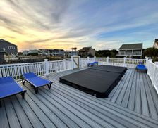 United States North Carolina Oak Island vacation rental compare prices direct by owner 2307159