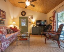 United States Texas Lipan vacation rental compare prices direct by owner 20339767