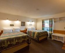 United States Montana Cooke City-Silver Gate vacation rental compare prices direct by owner 2644021