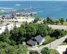 United States Michigan St. Ignace vacation rental compare prices direct by owner 2515010