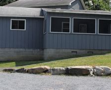 United States New York Lake George vacation rental compare prices direct by owner 2572258