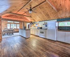 United States New York Saranac Lake vacation rental compare prices direct by owner 26580692