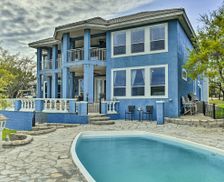 United States Texas Mico vacation rental compare prices direct by owner 2632779