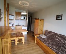 France Auvergne-Rhône-Alpes Auris vacation rental compare prices direct by owner 8256763