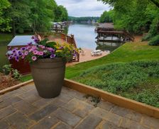 United States North Carolina Macon vacation rental compare prices direct by owner 2872987