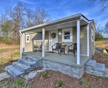 United States North Carolina Hudson vacation rental compare prices direct by owner 239905