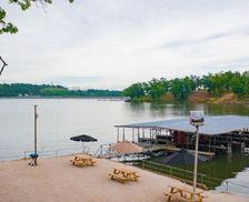 United States Missouri Lake Ozark vacation rental compare prices direct by owner 1238323