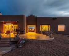 United States New Mexico Abiquiu vacation rental compare prices direct by owner 705331